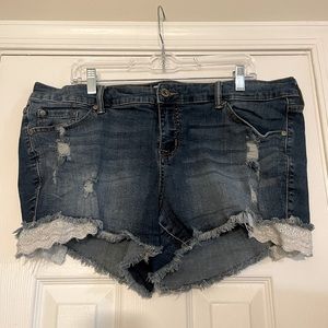 Woman’s Shorts.